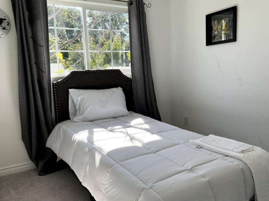 Stylish Mediterranean Villa, Pool, Jacuzzi, Hollywood & Malibu Bliss Los Angeles Eksteriør bilde